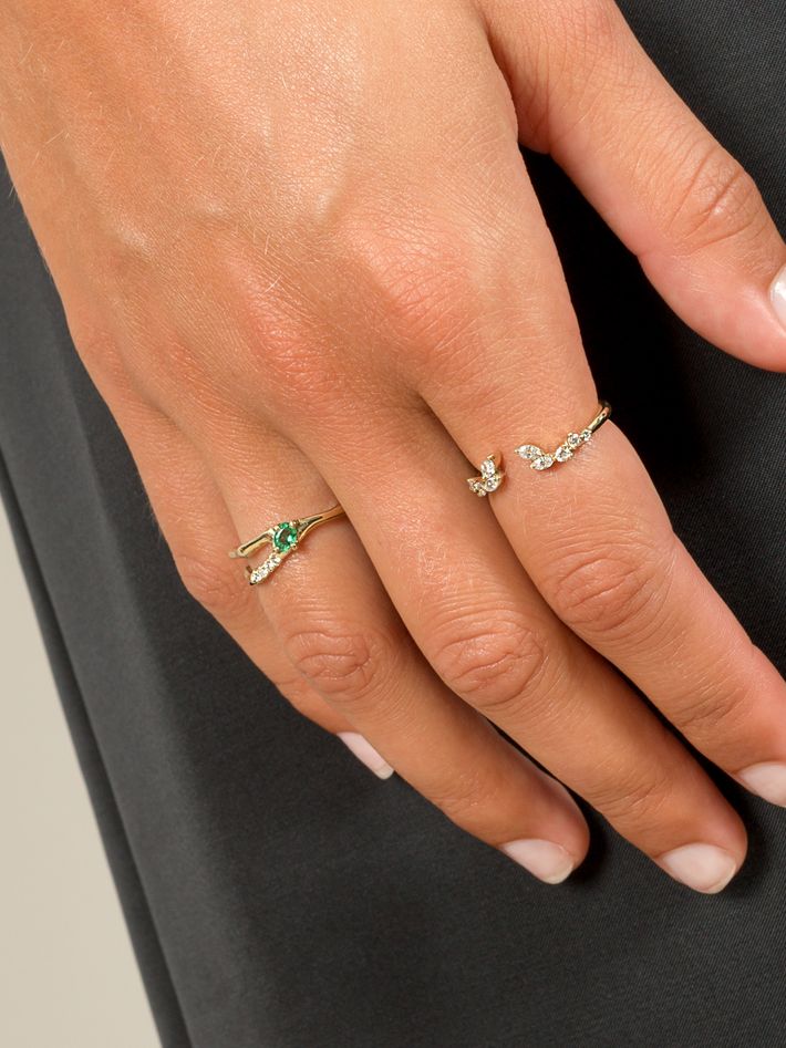 Split emerald & diamond ring