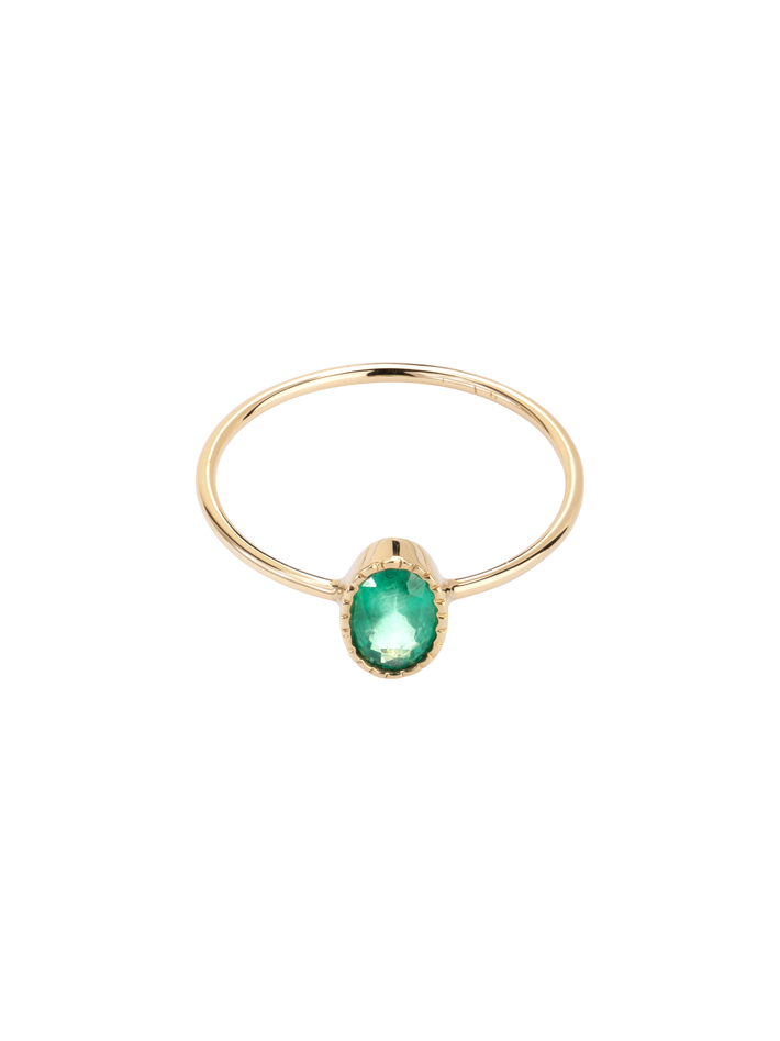 Oval emerald wisp ring