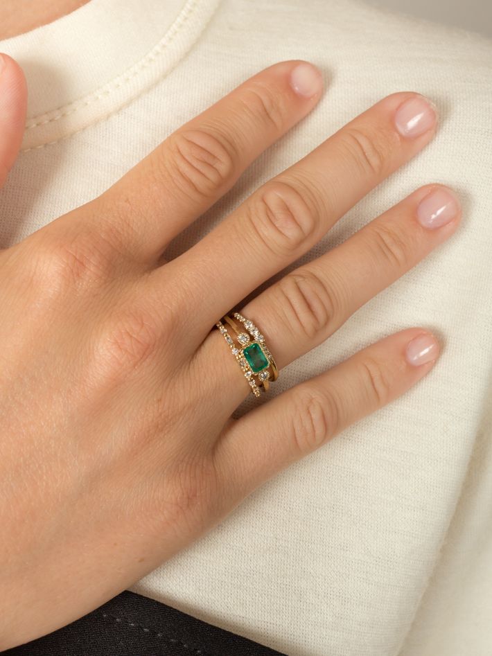 Emerald lexie ring