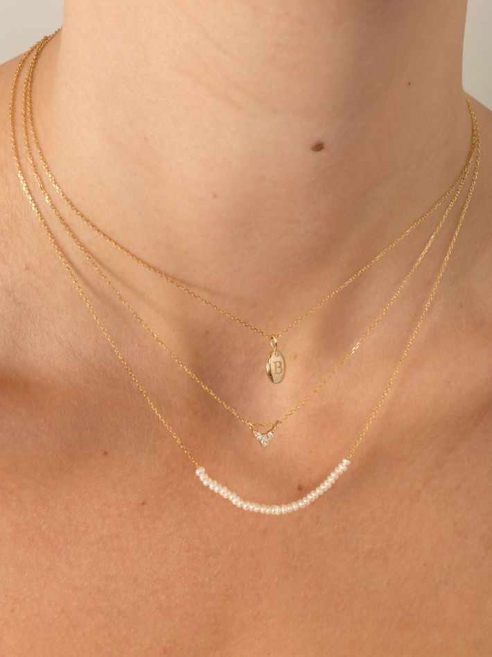 Pearl arc necklace