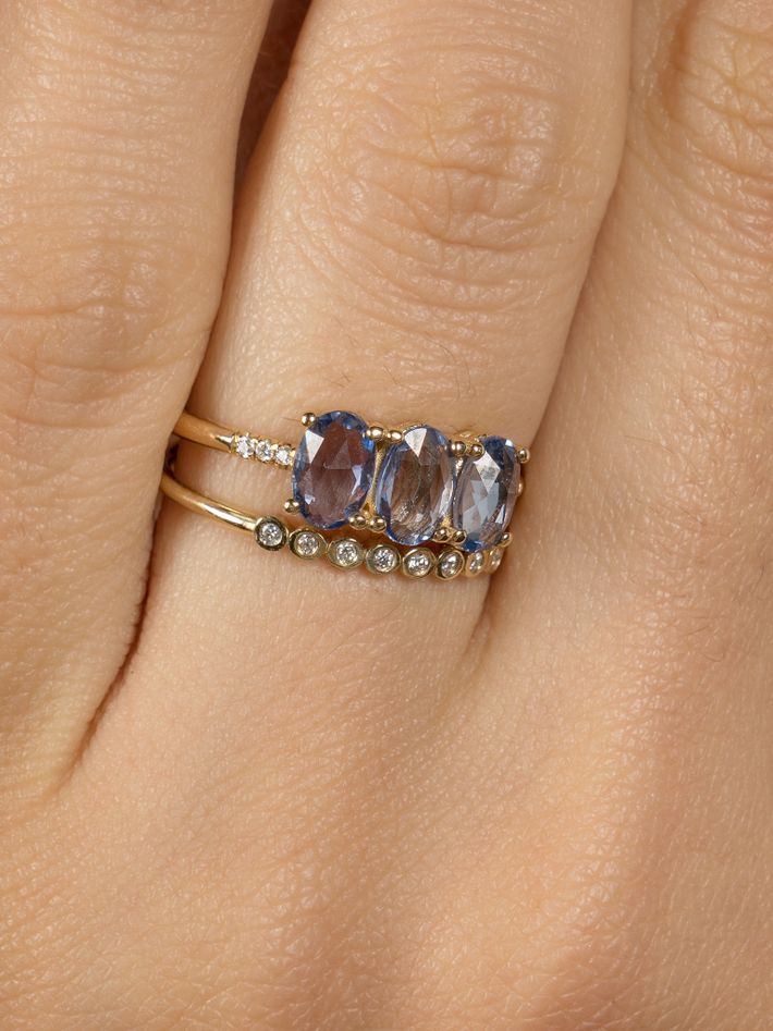 Diamond cobblestone ring