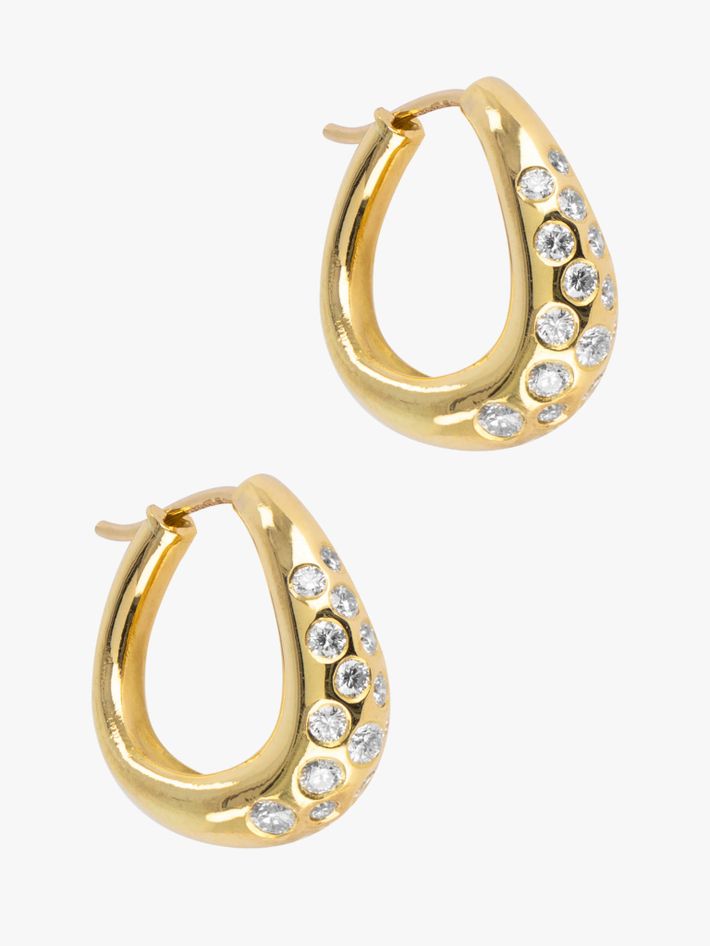 Curved diamond hoops