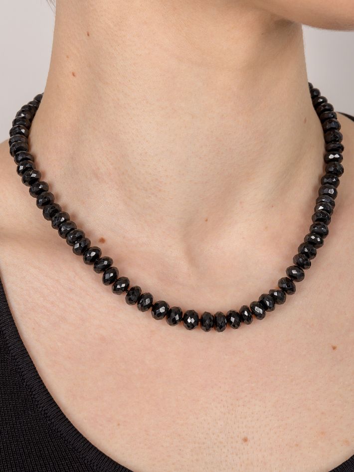 Oracle black spinel necklace