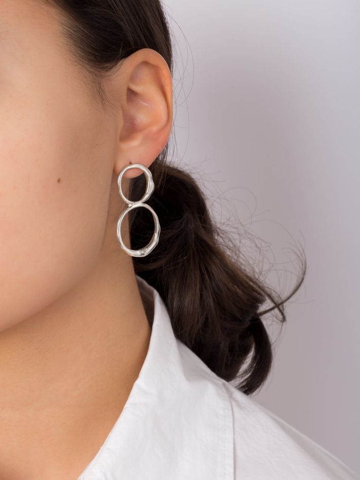 Large curves earrings