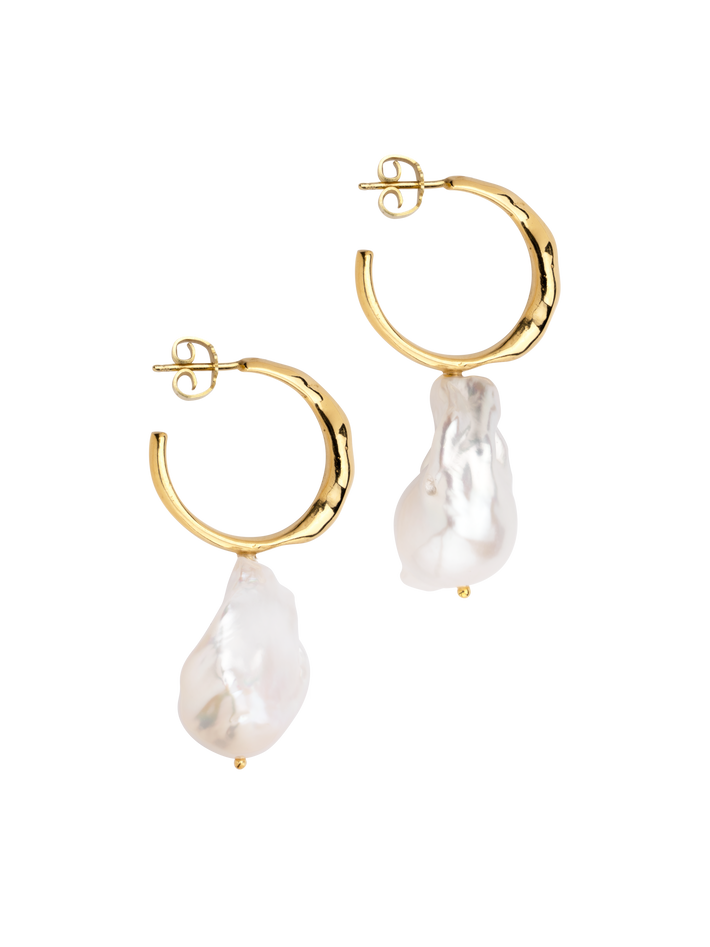 Curves baroque pearl hoop earrings