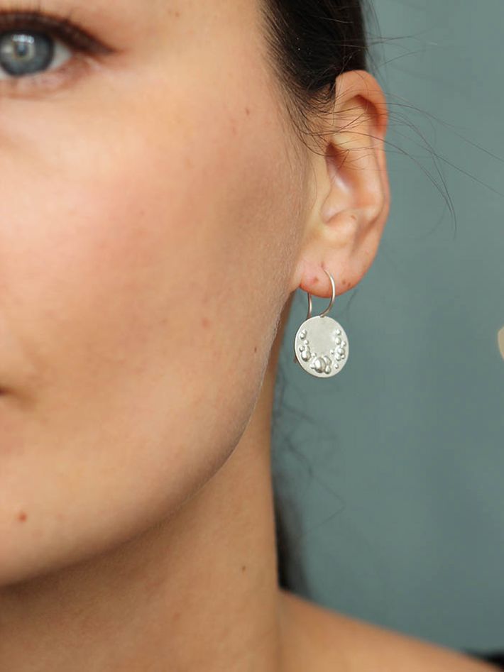 Decorio drop earrings