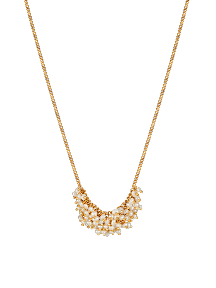 Crescent necklace in pearl