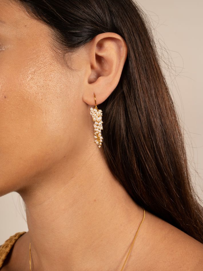 Pearl wisteria earrings
