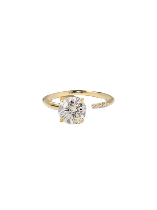 Brilliant diamond crescendo ring photo