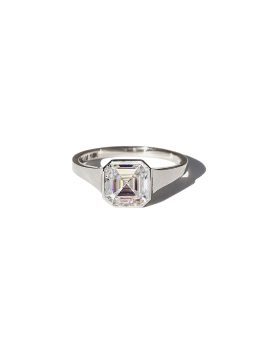 Asscher Diamond Cosma Ring photo