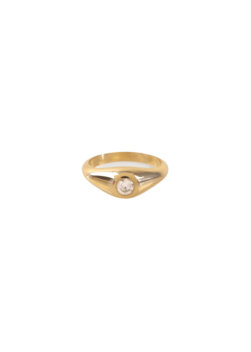 Round signet ring diamond photo