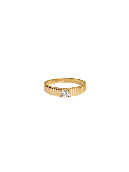 Petite Classic Solis Ribbed Ring Diamond photo