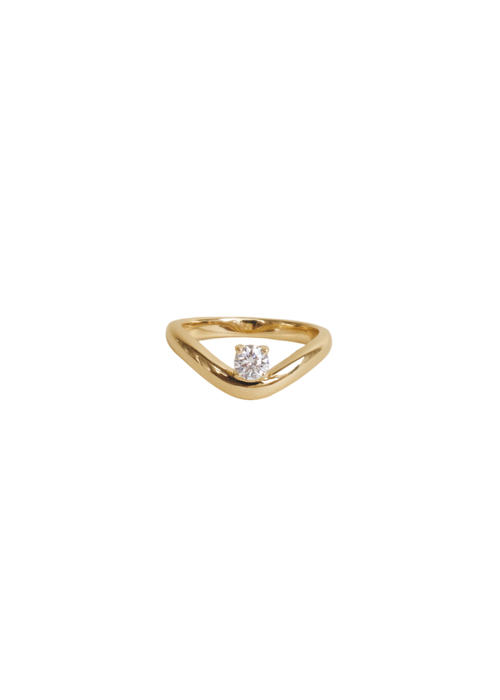 Katherine curved ring diamond