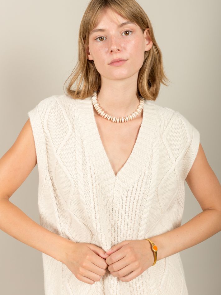 Organic button pearl necklace