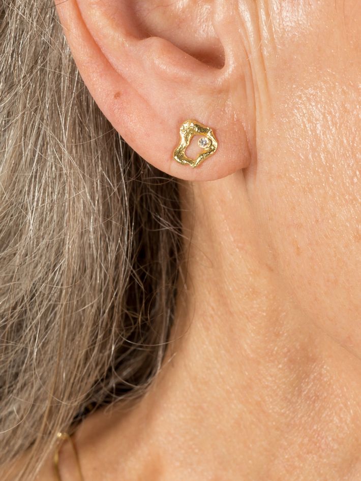 Lava diamond earring no.2