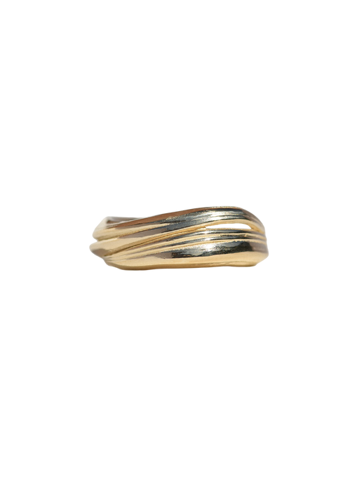 Gold soft wave ring photo