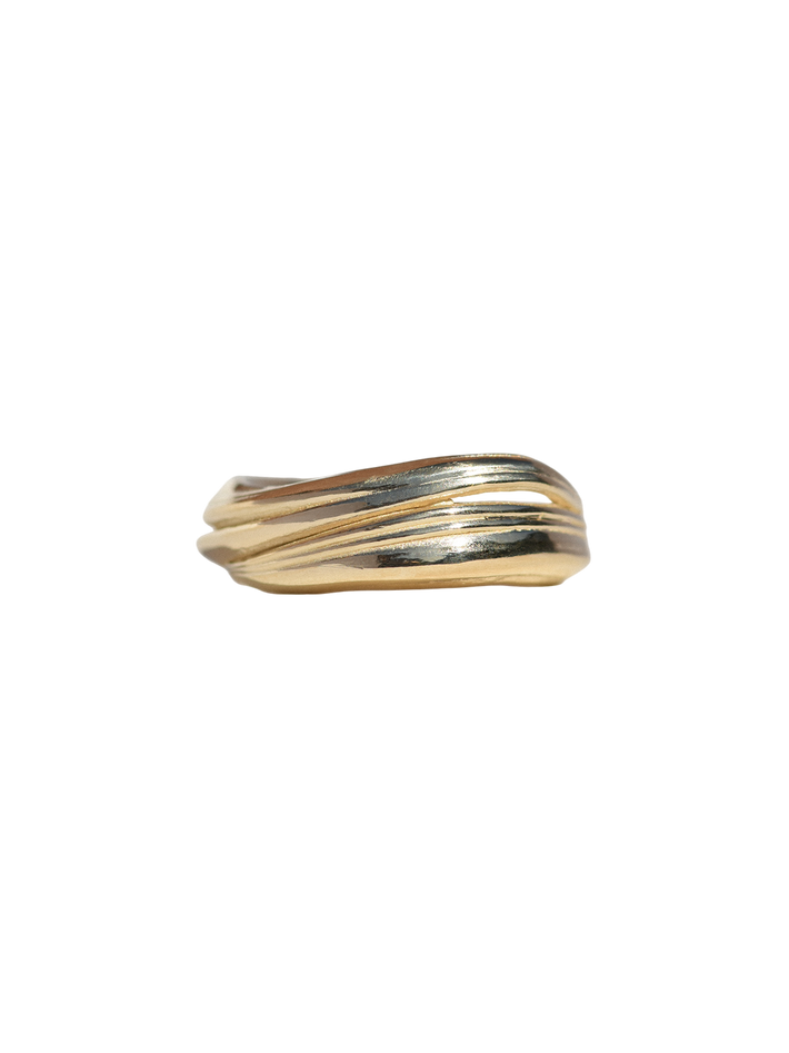 Gold soft wave ring