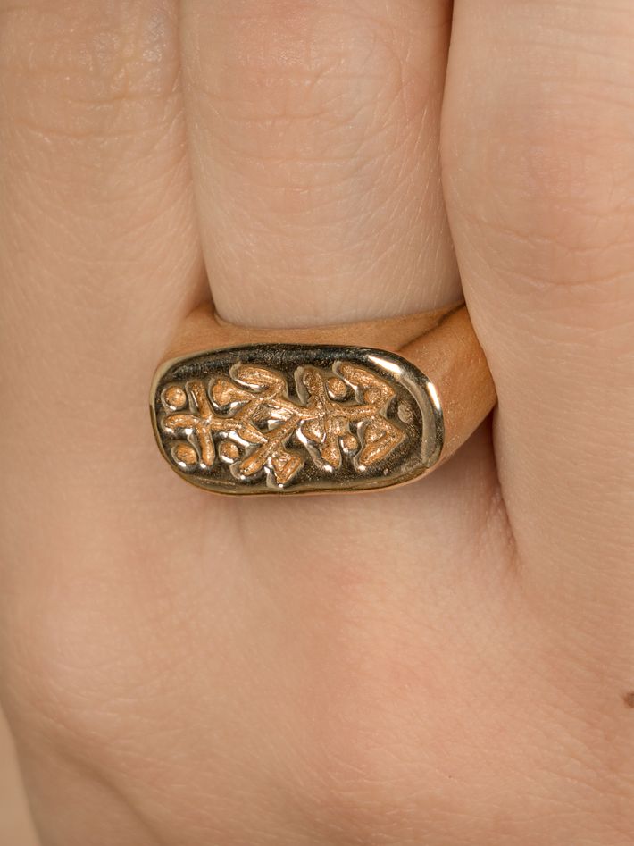 Rania(queen) ring