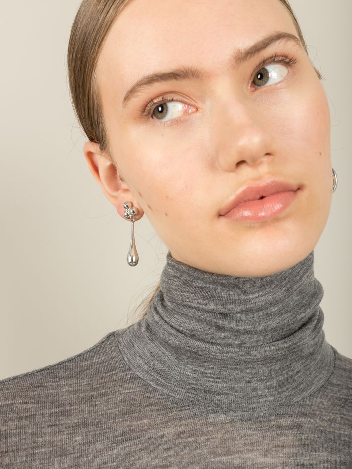 Pendal drop silver earrings