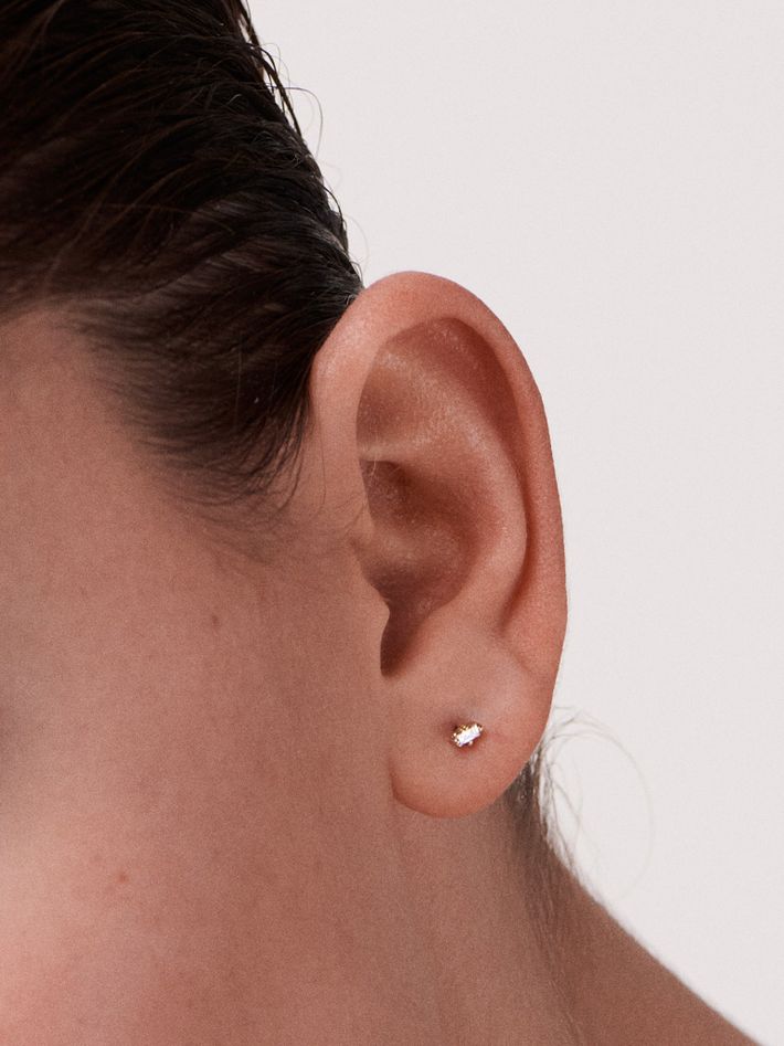 Baguette diamond mini studs