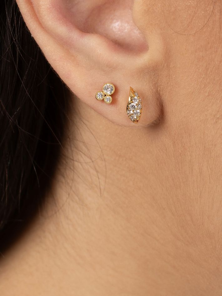 Vida stud earrings