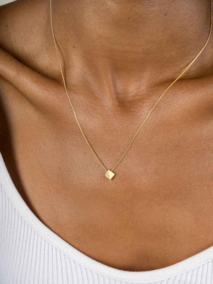 Geo-necklace in gold plated silver