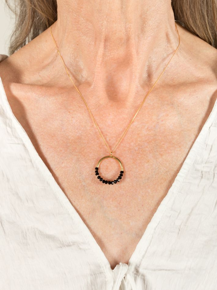 Black spinel halo necklace