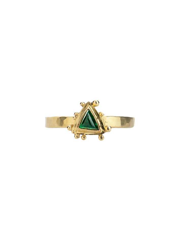 Triangular emerald ring