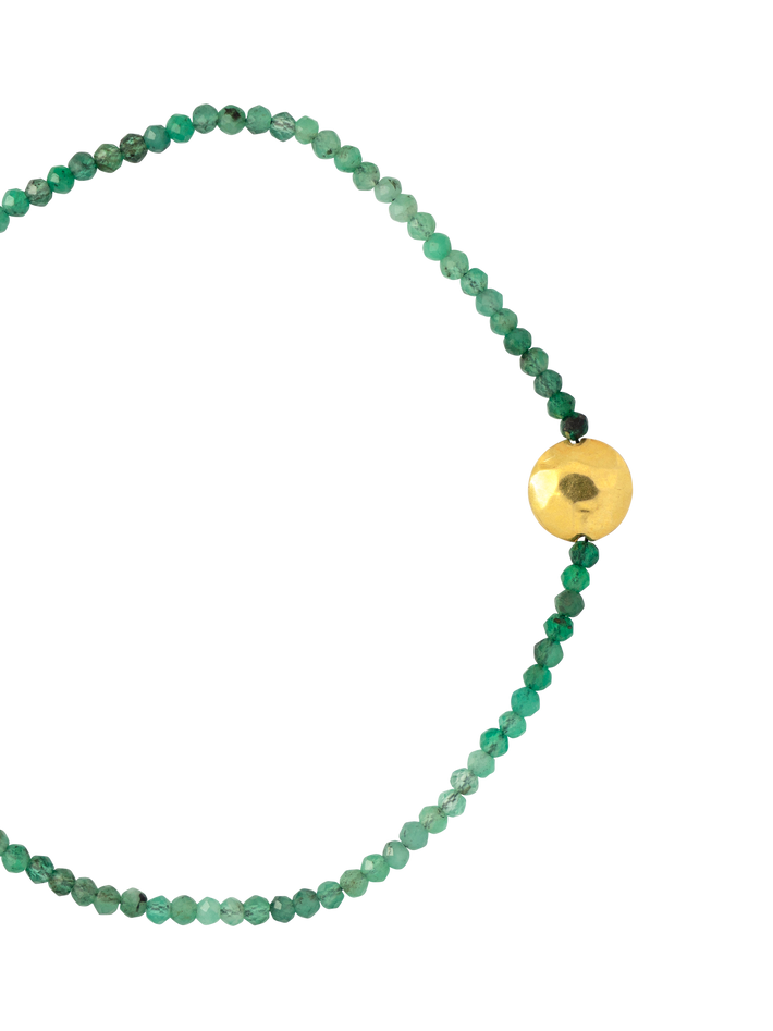 Emerald and large gold bead beaded bracelet