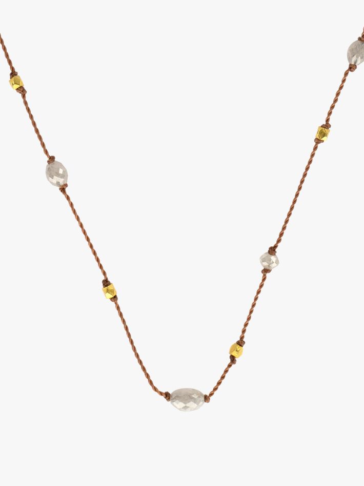 Grey diamond and gold bead wren necklace 