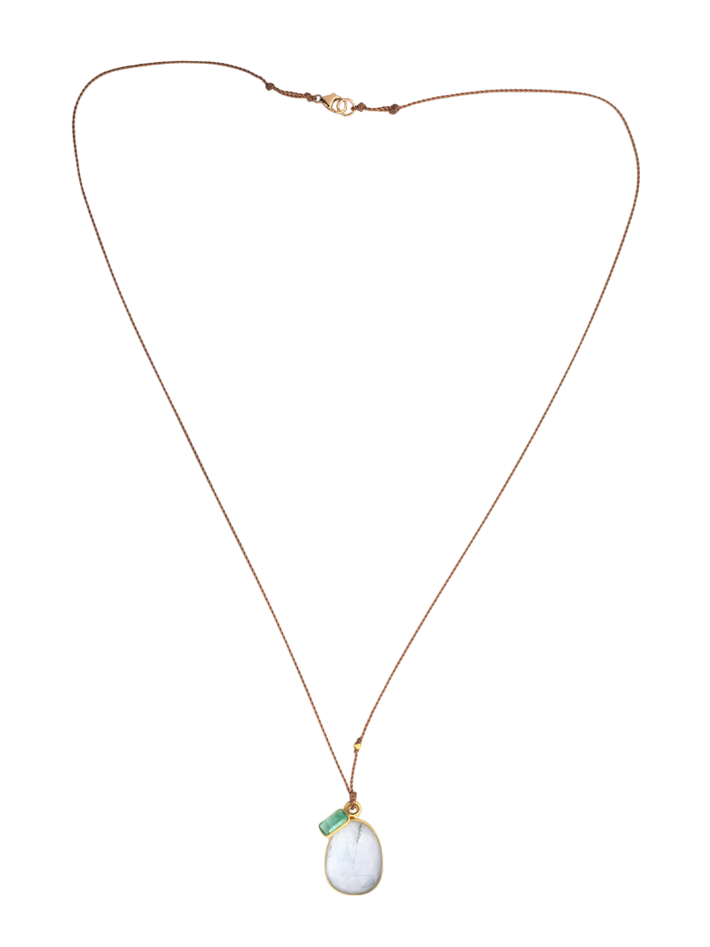 Aquamarine, emerald and 18kt bead necklace