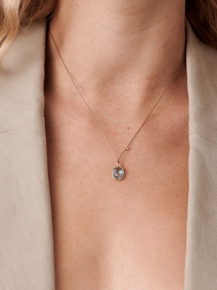 Blue topaz pendant necklace