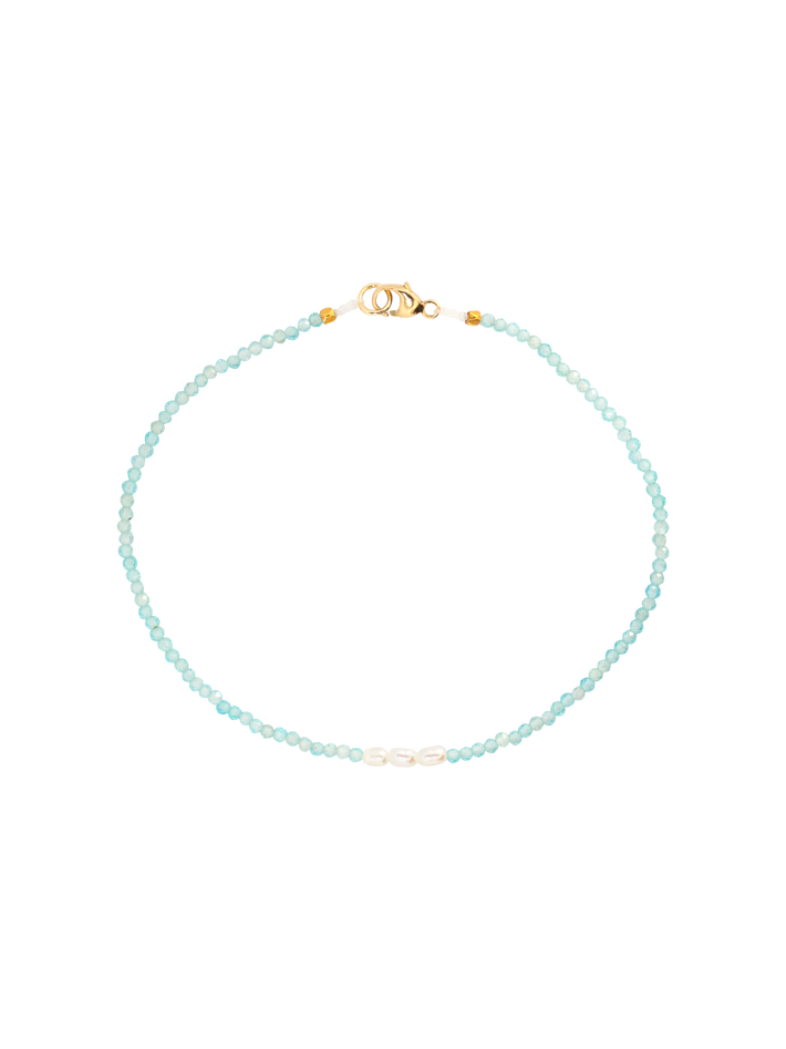 Aquamarine and three pearl beaded bracelet