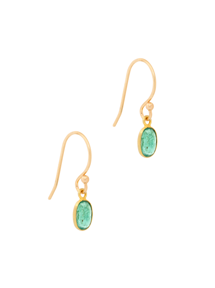Tiny emeralds earrings