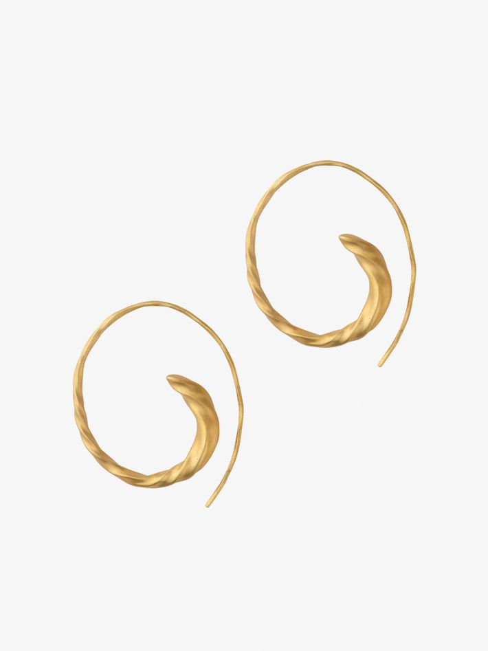 Large flow asymmetric hoops