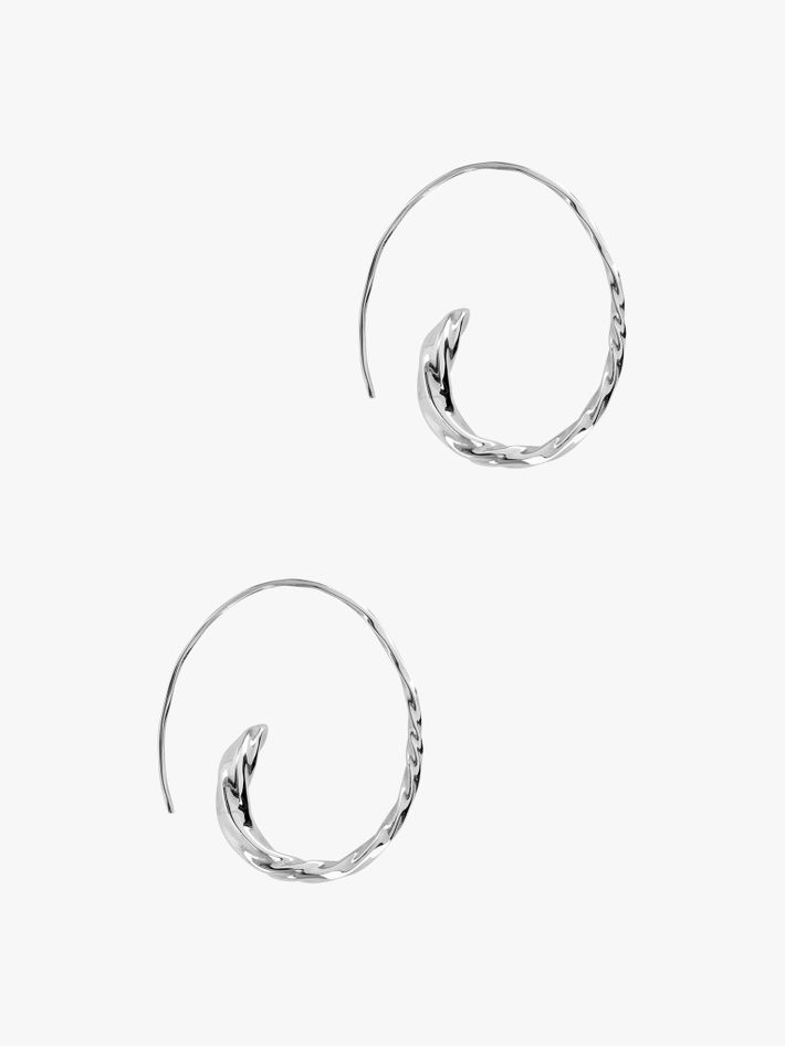 Large flow polished asymmetric hoops