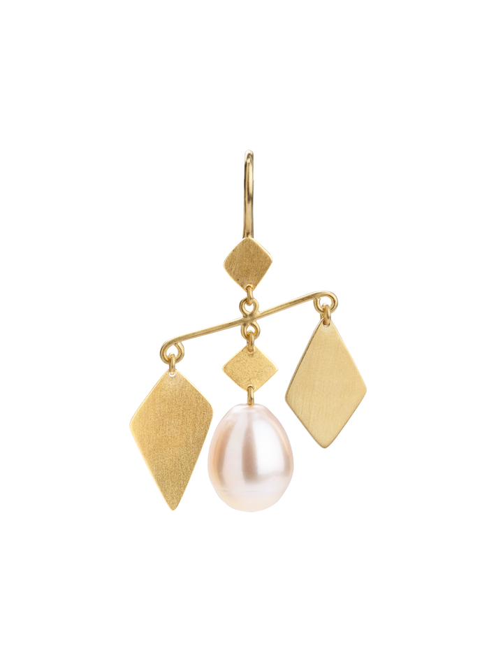 Mobile pearl earring