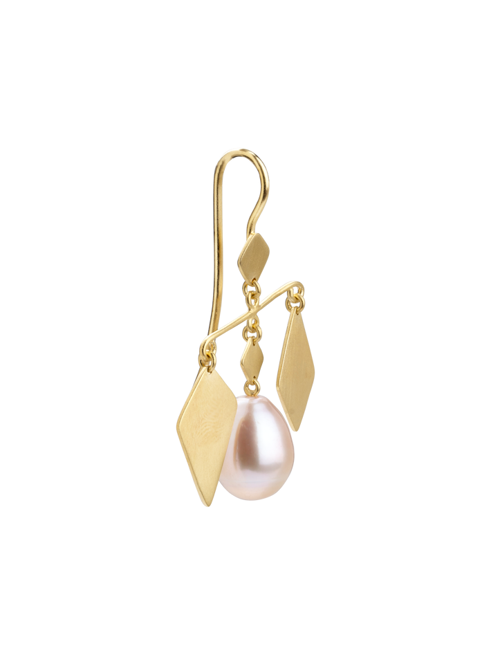 Mobile pearl earring