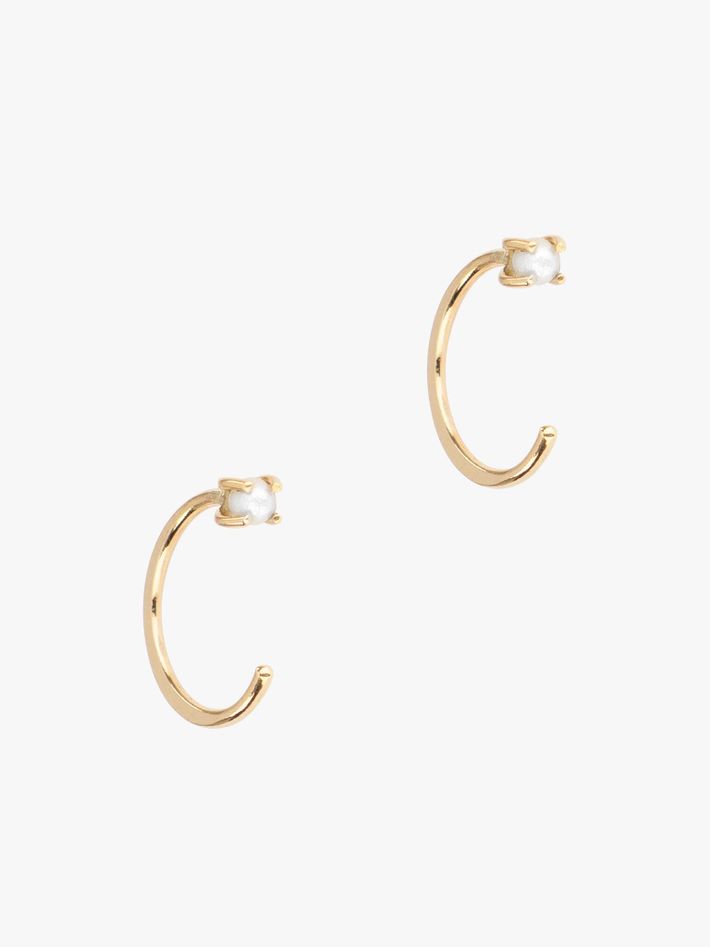 Pearl hug hoops