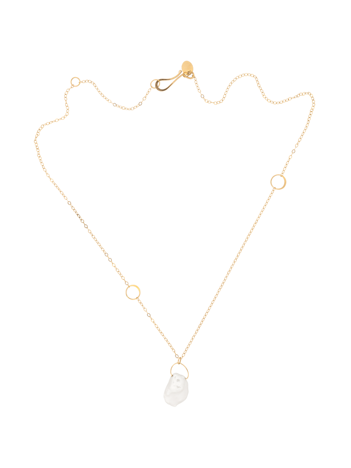 Pearl drop necklace