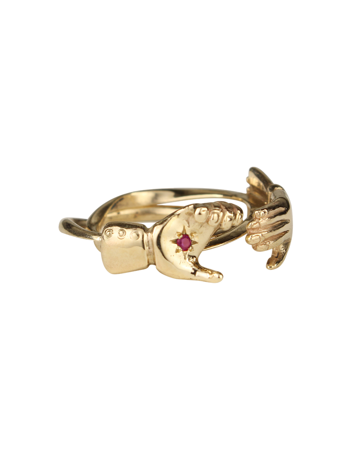 Fede ring 9k yellow gold with ruby