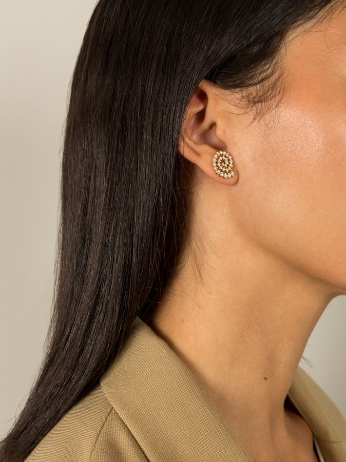 Spiral Earring Studs in 18K yellow gold