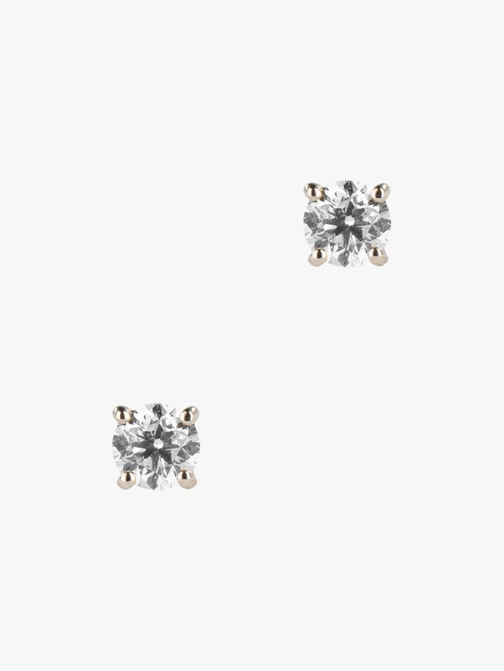 Large solitaire diamond studs