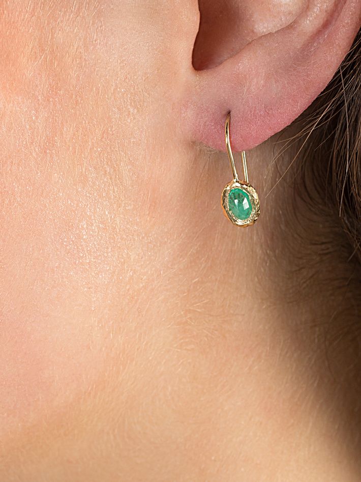 18k emerald earring