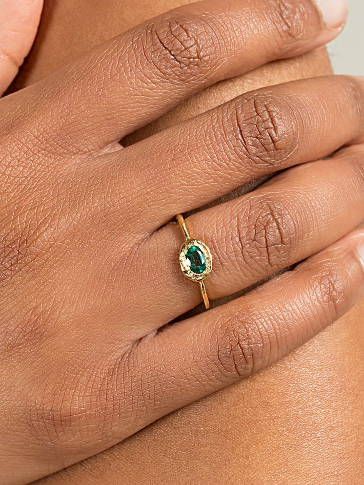 18K emerald ring