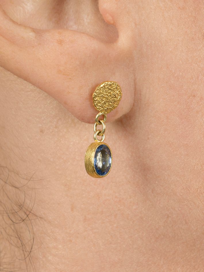 Blue sapphire dangles with silk top