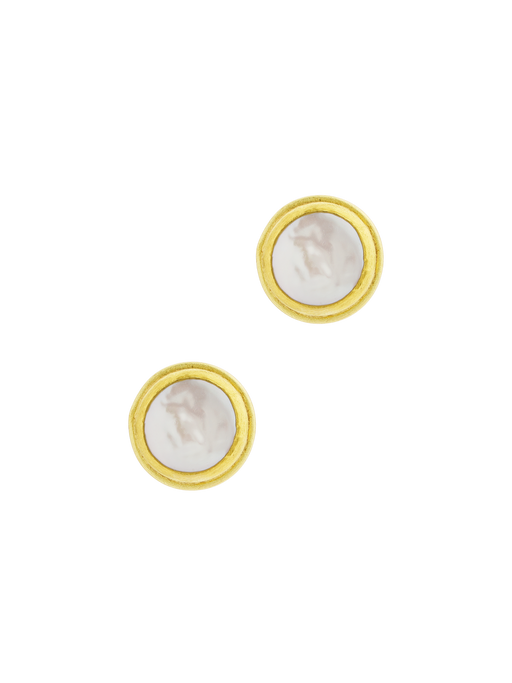 Freshwater pearl earrings photo