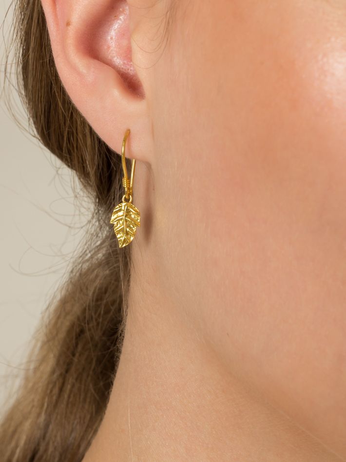 Peepal leaf earring