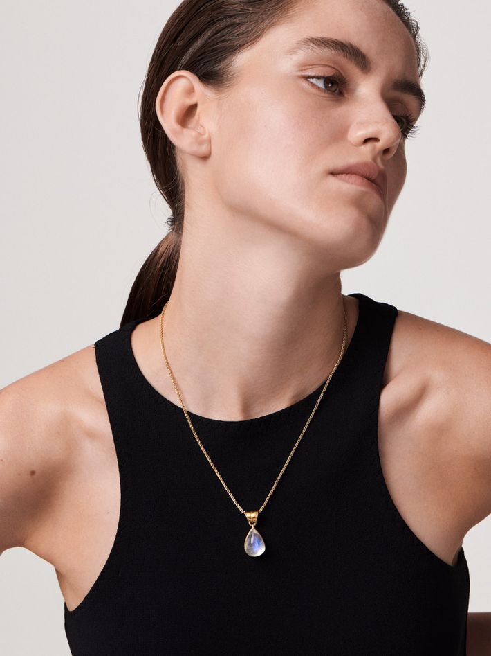 Rainbow moonstone tear pendant by Prounis Finematter