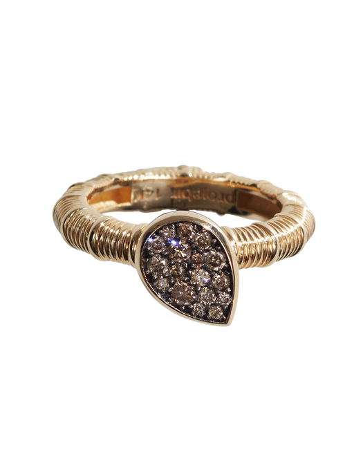 Pear head vertical textured midi cognac diamonds ring photo